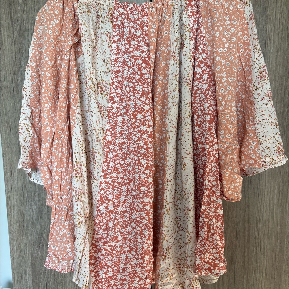 Easel floral blouse - Picture 2 of 2